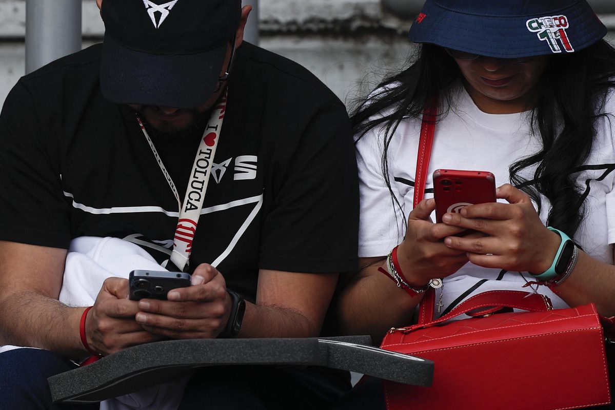 Diputada mexicana promueve iniciativa para sancionar amenazas a través de medios digitales