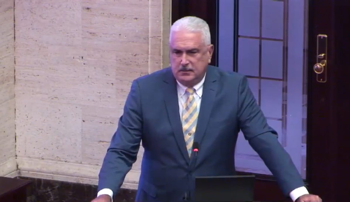 Rivera Schatz sobre Pablo José Hernández: «No trabaja, solo habla y juega Playstation»