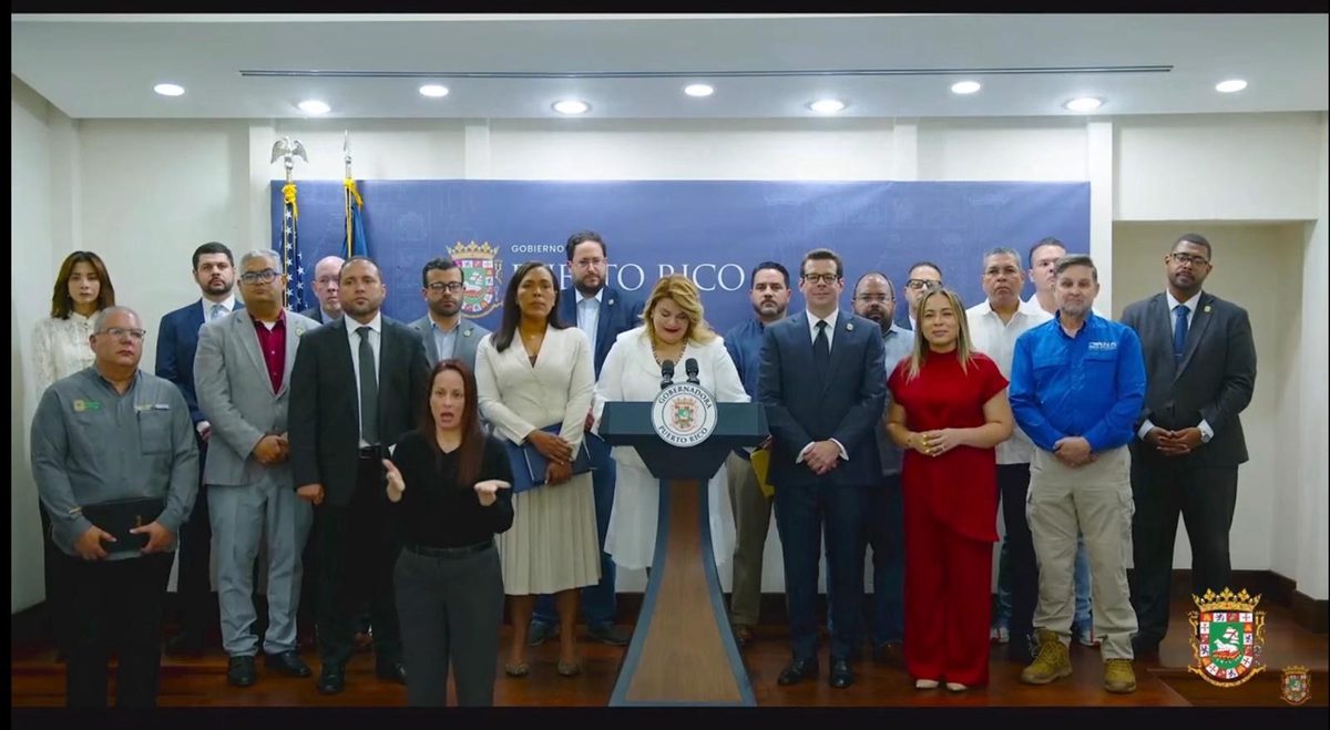 Gobernadora anuncian salida de Francisco Domenech e Itza García