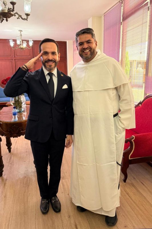 De la Espriella designa a un fraile dominico al frente de la educación técnica en Colombia