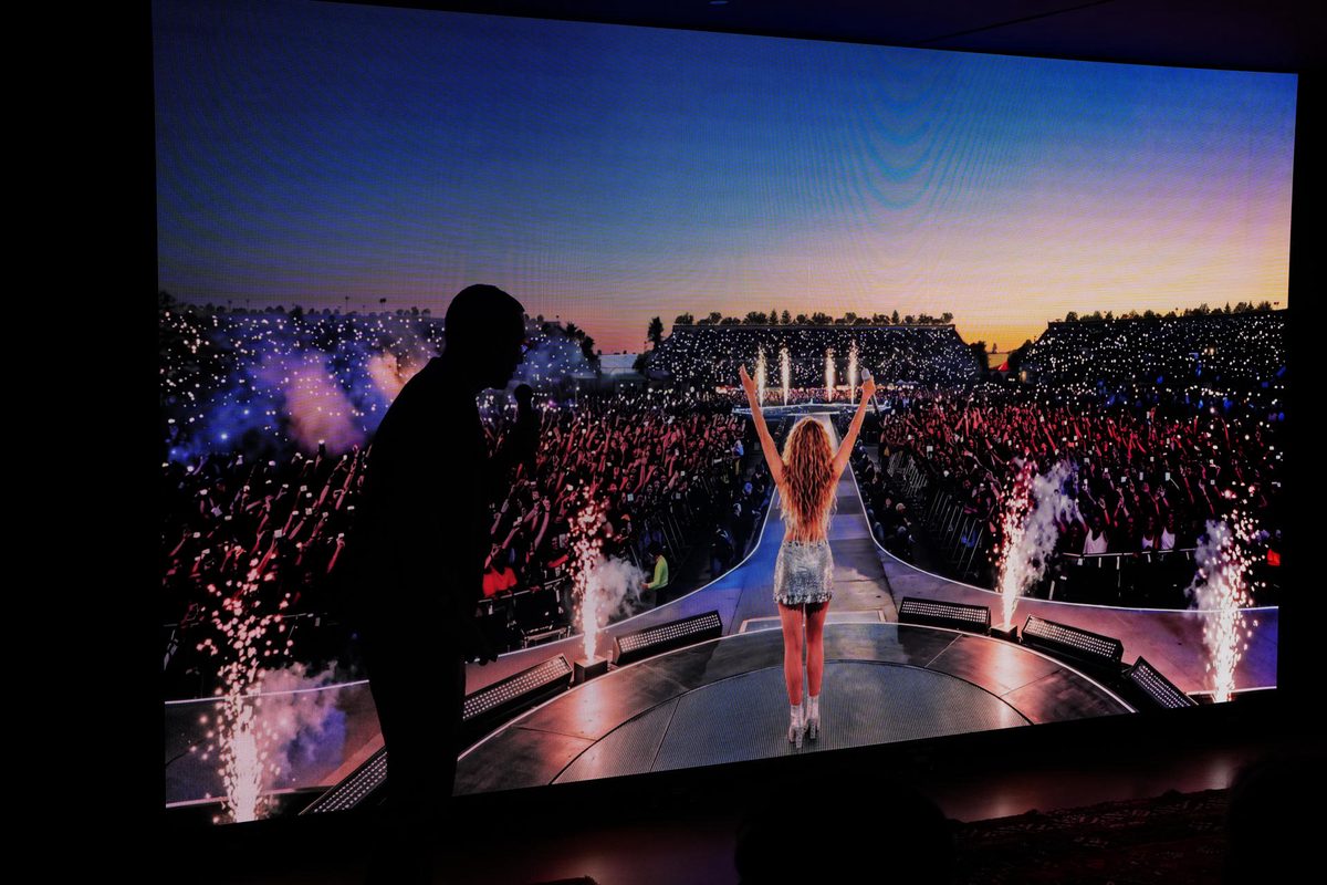 Shakira recreará una «ciudad» inspirada en el realismo mágico para su residencia en Madrid