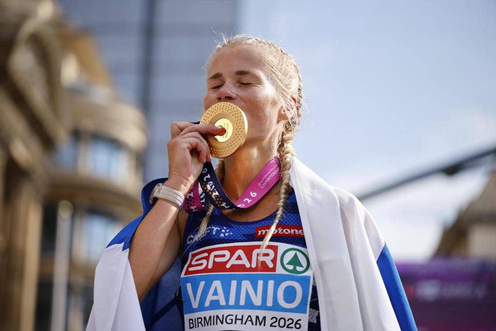 Alisia Vainio domina el maratón femenino, con récord del campeonato incluido