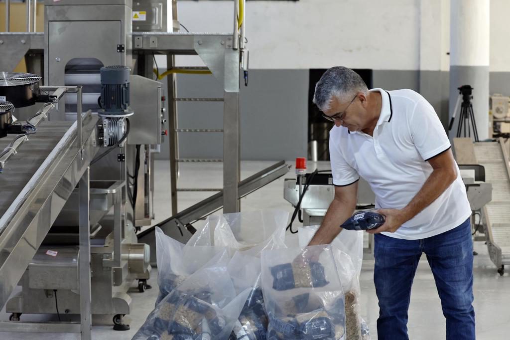 Una empresa privada cubana busca producir macarrones con energía solar y ayuda del PNUD