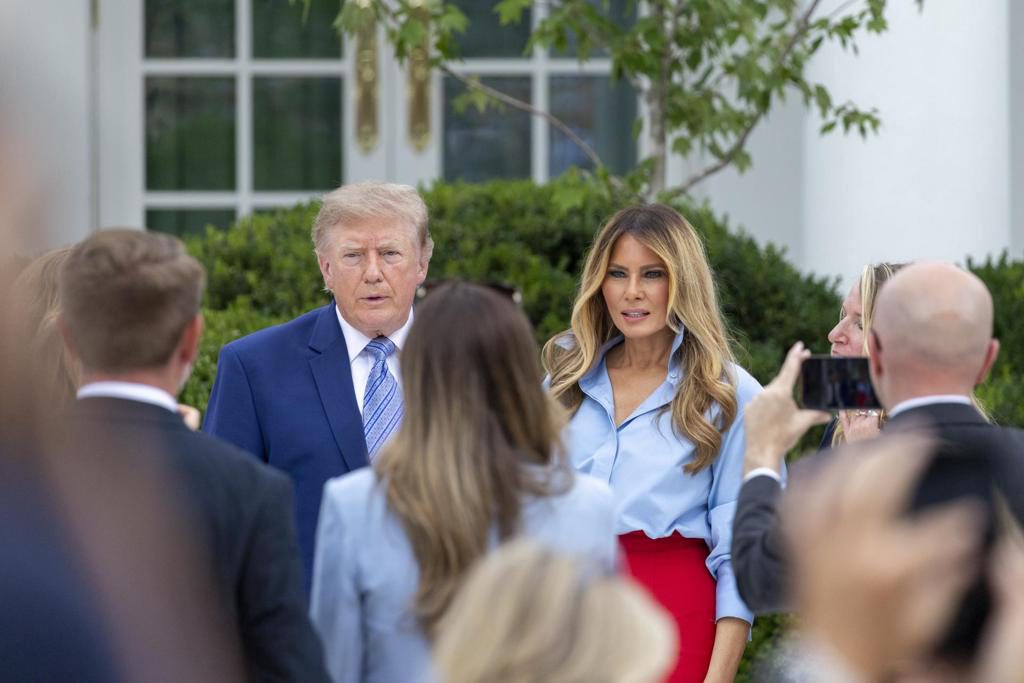 Trump dice que «Irán se está derrumbando por completo» previo al anuncio de más sanciones
