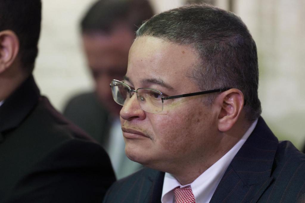 Secretario de Salud emplaza a Carlos Mellado a presentar bajo juramento sus imputaciones