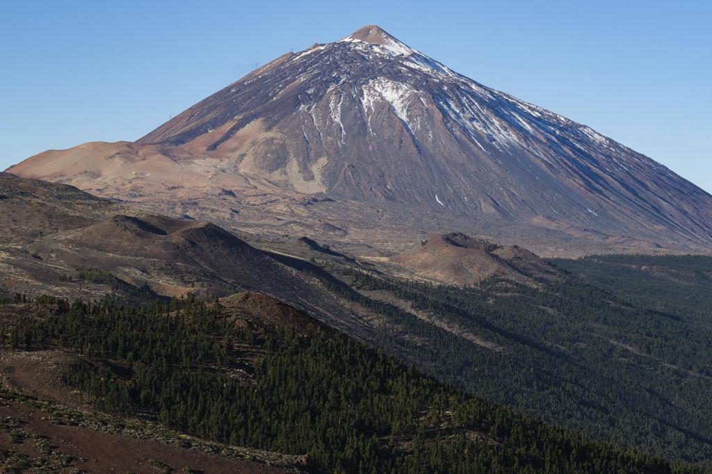 Una zona de acumulación de magma bajo Tenerife (España) coincide con su sismicidad anómala